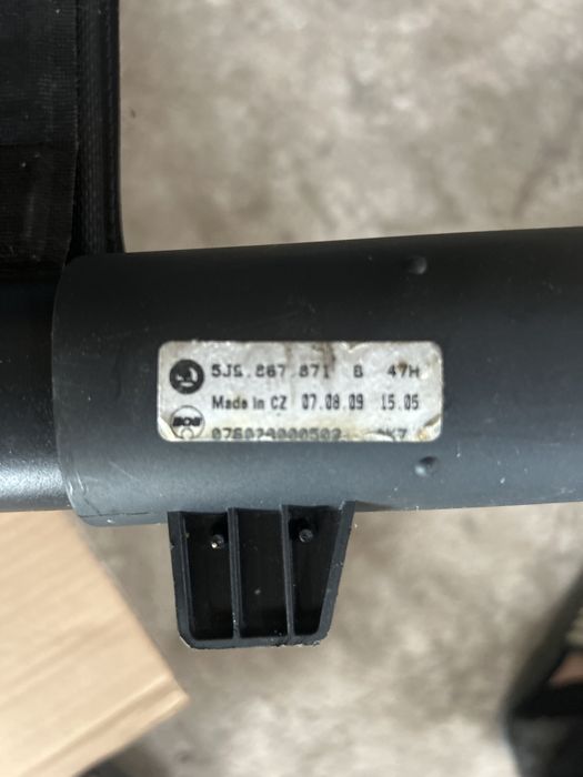 Шторка полка Шкода октавія універсал