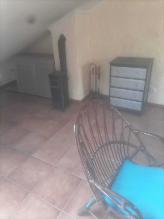 Sótão 91 m2 com WC para Alugar