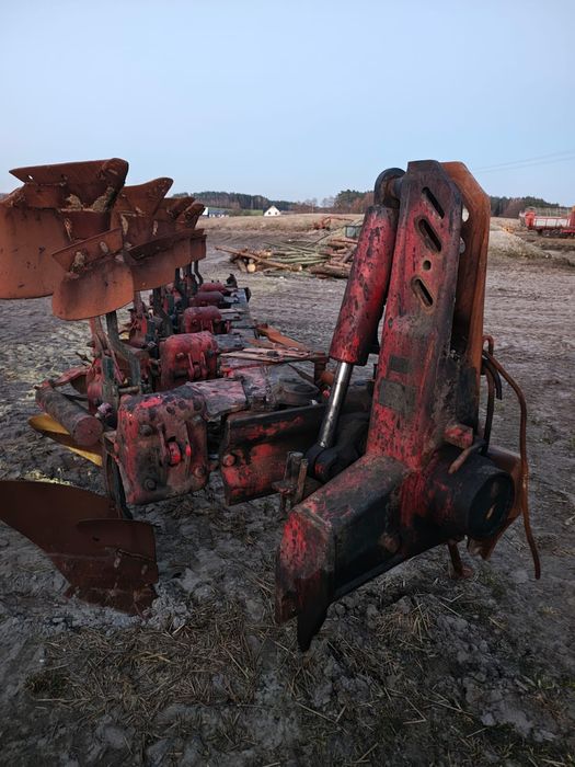 Pług 5 skibowy Vogel & Noot do remontu