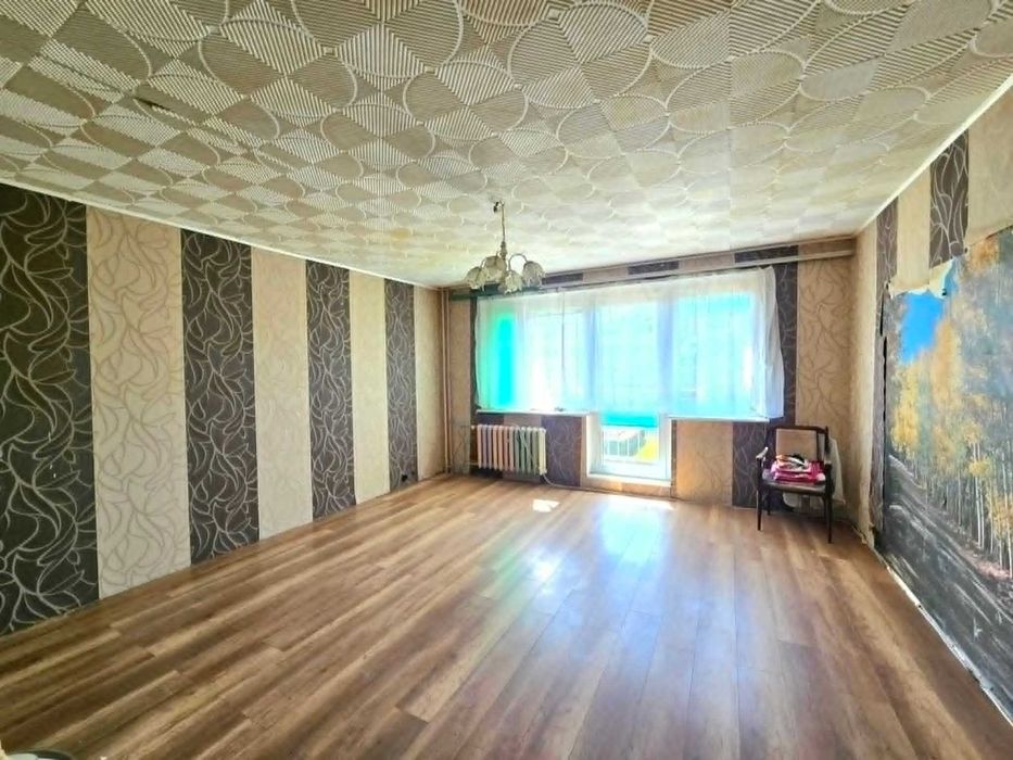 Duże 2 Pokoje (49m2) z możliwoscią przerobienia na Trzy pokoje, 2 Piętro, Balkon, Os. Zachód