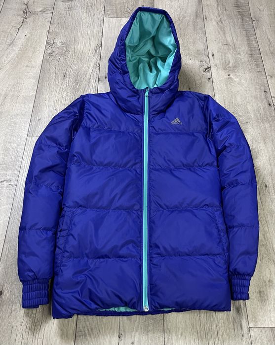 Adidas куртка пуховик M размер женская стеганая синяя