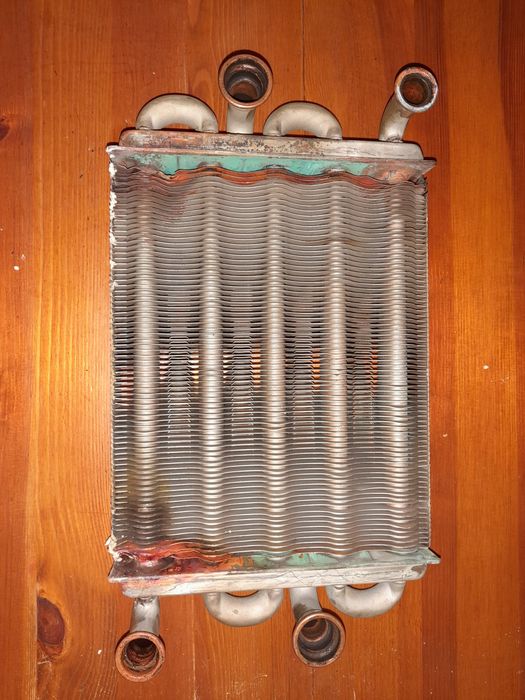 Ремонт автомобільних радіаторів,чистка, пайка , та теплообмінників.