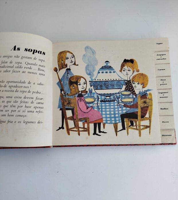Antigo e raro Livro de Culinária "A Colher de Pau" - 1966