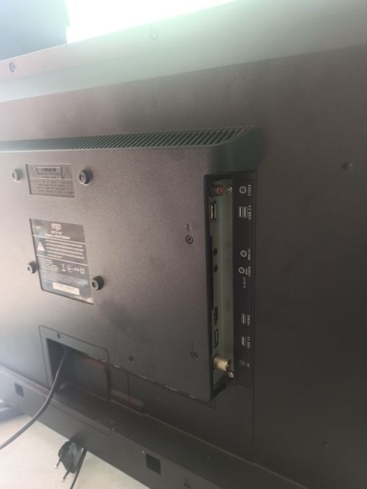 Ergo LED TV 32.

LED TV 32"

Модель: LE32CT2500AK