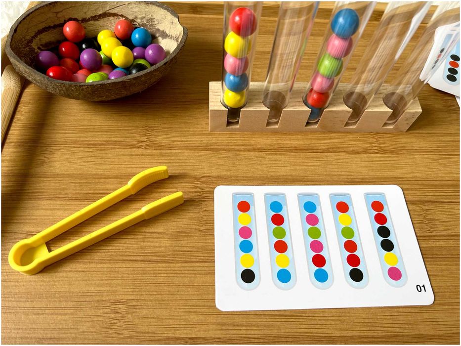 Conjunto Montessori - 5 Tubos