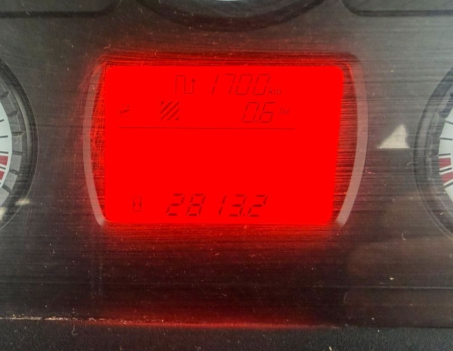 Трактор Massey Ferguson 6713