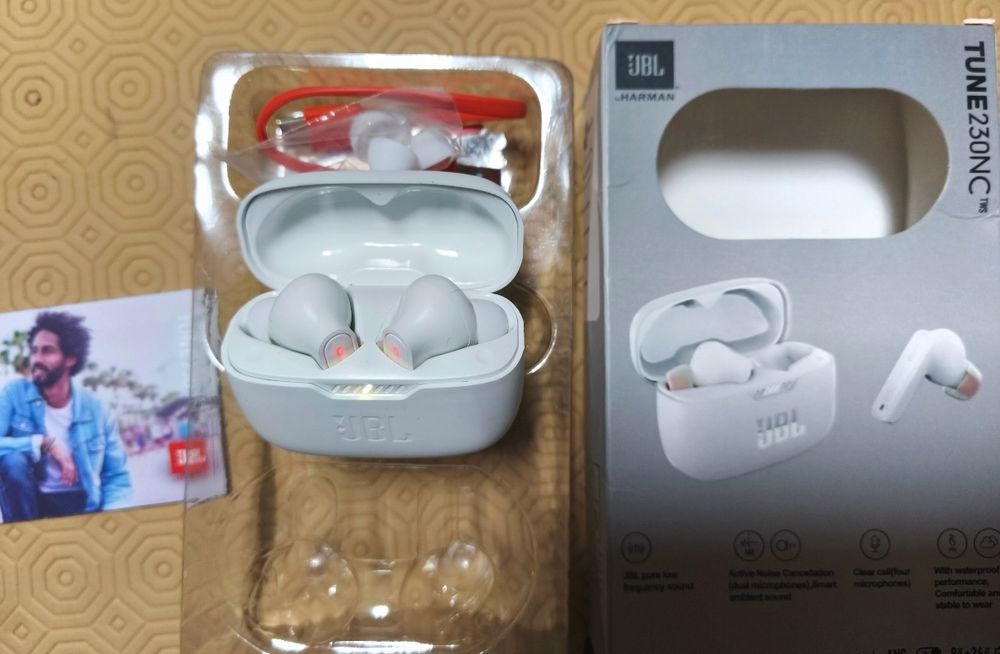 JBL Tune 230NC TWS