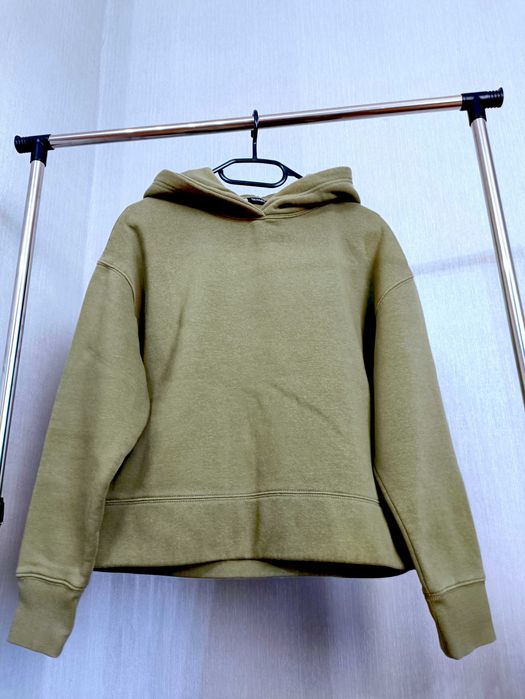 ZARA damska ciemnozielona bluza z kapturem roz. S stan bardzo dobry.