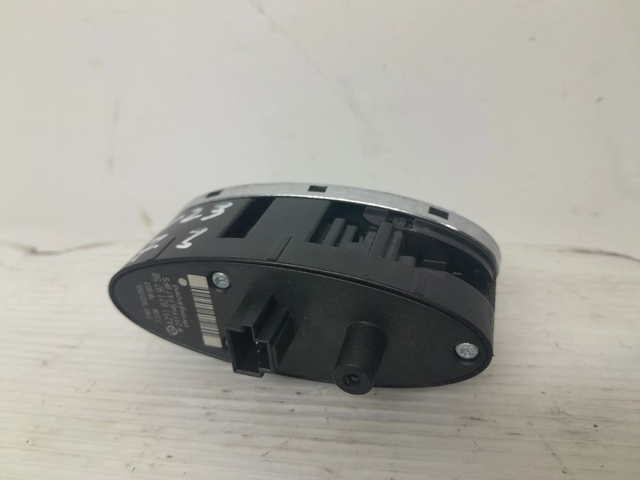 Comando / botão / interruptor vidros trás direito MERCEDES-BENZ CLS (C