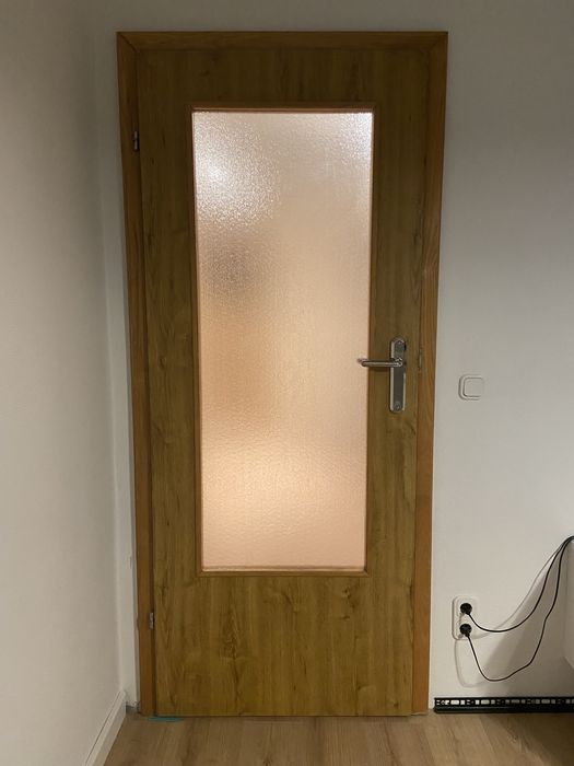 Drzwi ciężkie wewnętrzne prawe i lewe 80 z szybą klamka gratis