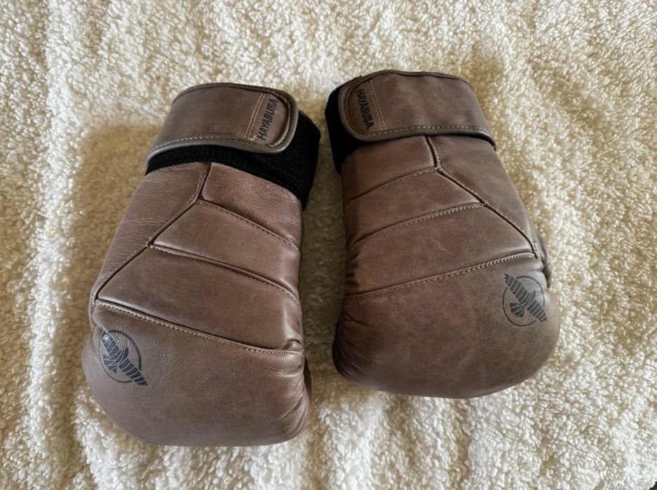 Hayabusa Tokushu Boxing Gloves 16 oz - Unused