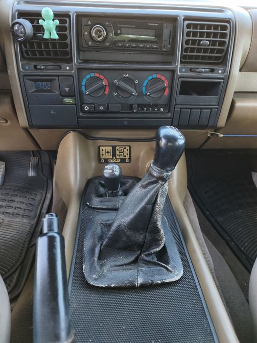 Lando Rover Discovery 300