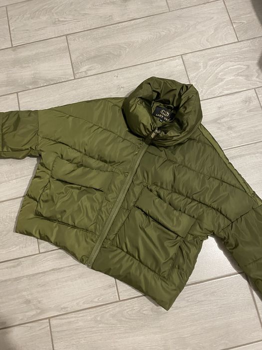 Весняна куртка жіноча