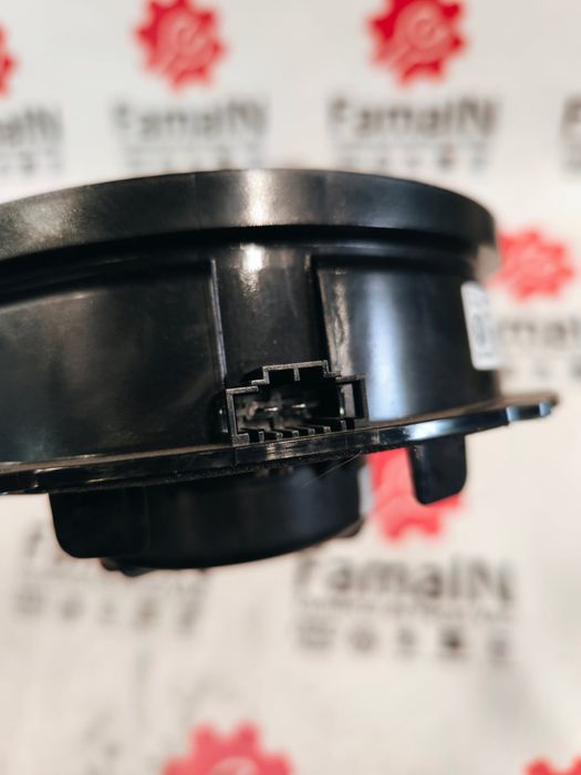 Coluna de Som VW PASSAT B8
