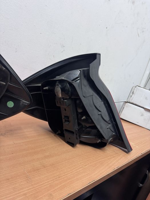 Par Lanternas Traseiras Mercedes CLK W209 / C200 C230 Sport Coupe W203