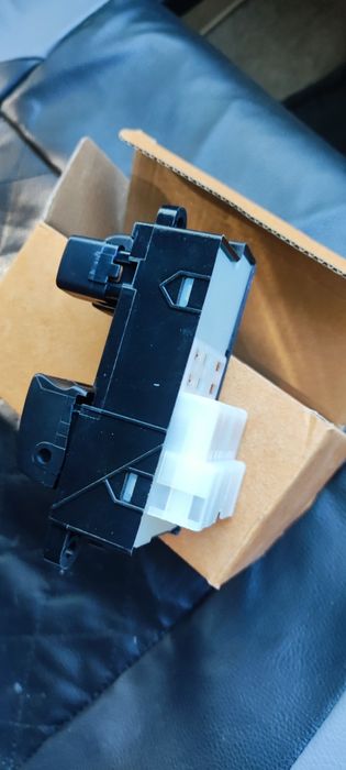 Comando dos vidros Nissan Patrol