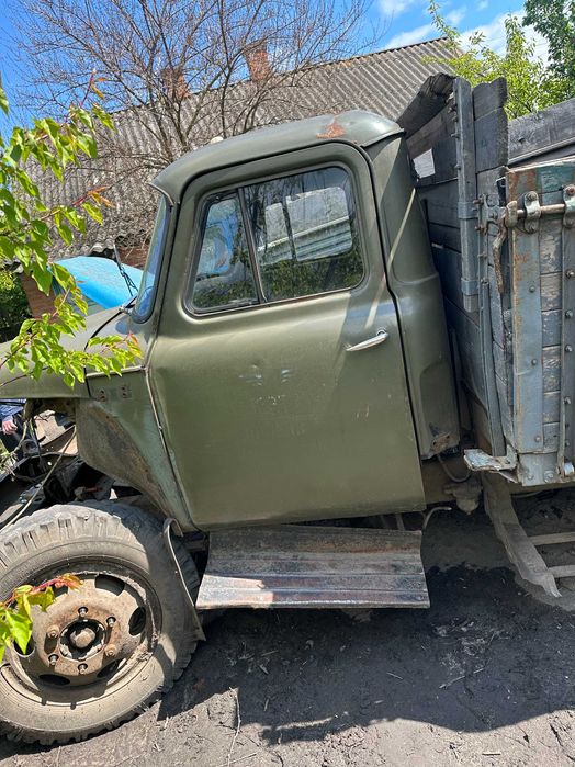 ГАЗ-52  газон   .