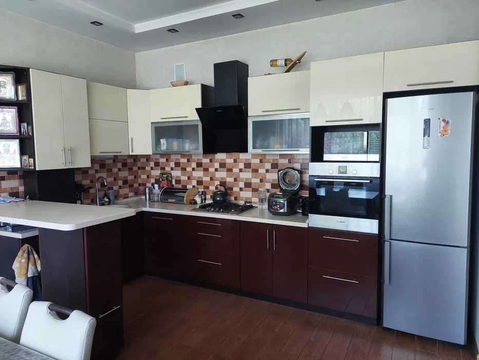 Аренда дом 4к 200м2 6 соток Борислава Брондукова / Науки / Неоплаза