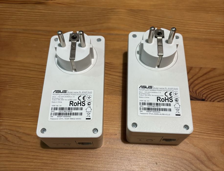 Kit Rede Cabos: 2x Powerline ASUS + Switch D‑Link 8 portas