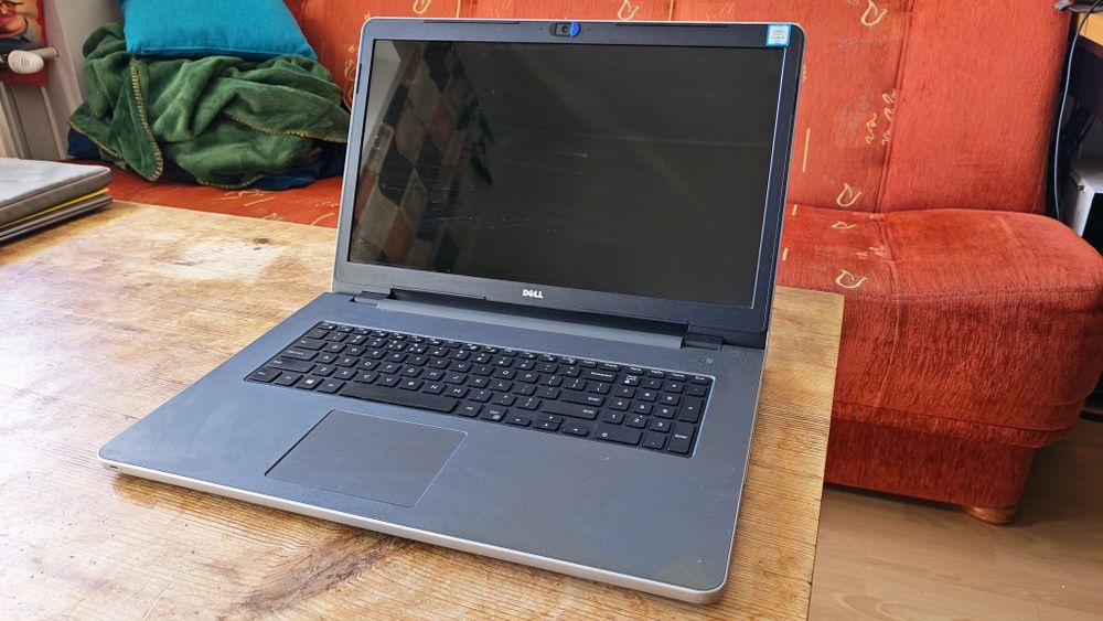 Dell Inspiron 5759