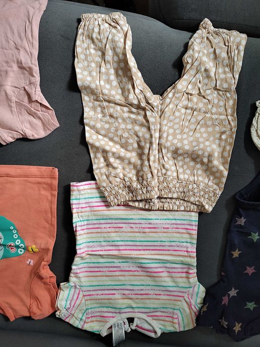 Komplet ubrań dla dziewczynki