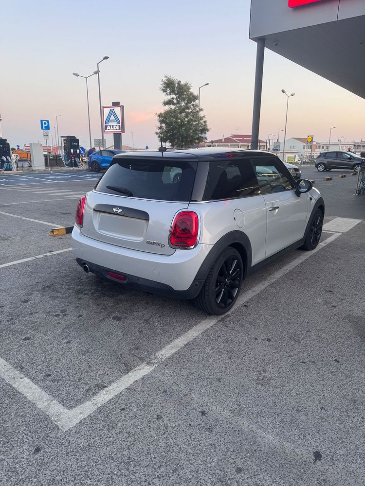 MINI 3 Portas Cooper D Auto