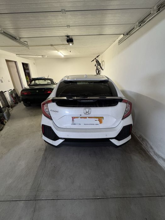 Honda Civic 1.0 i-VTEC Elegance Connect Navi