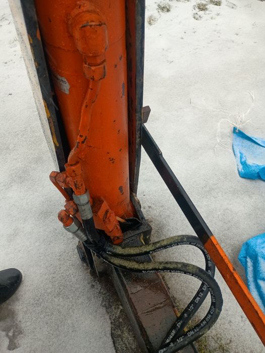 Лапи до маніпулятора