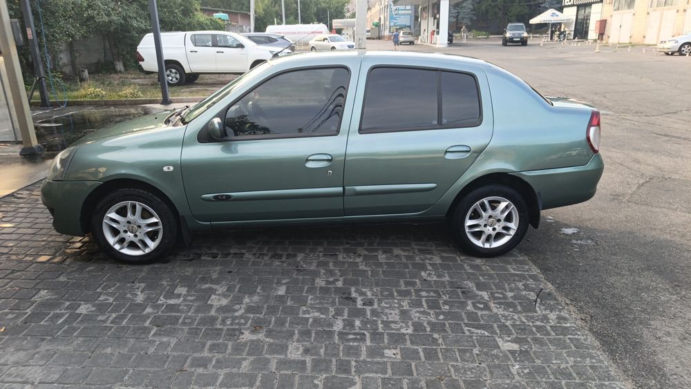 Renault Clio Symbol 2008