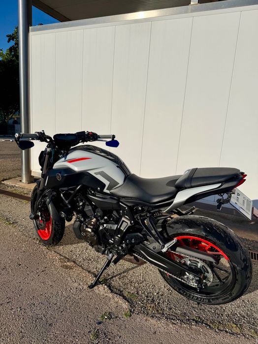 Vendo mota Yamaha Mt 07 do ano de 2019