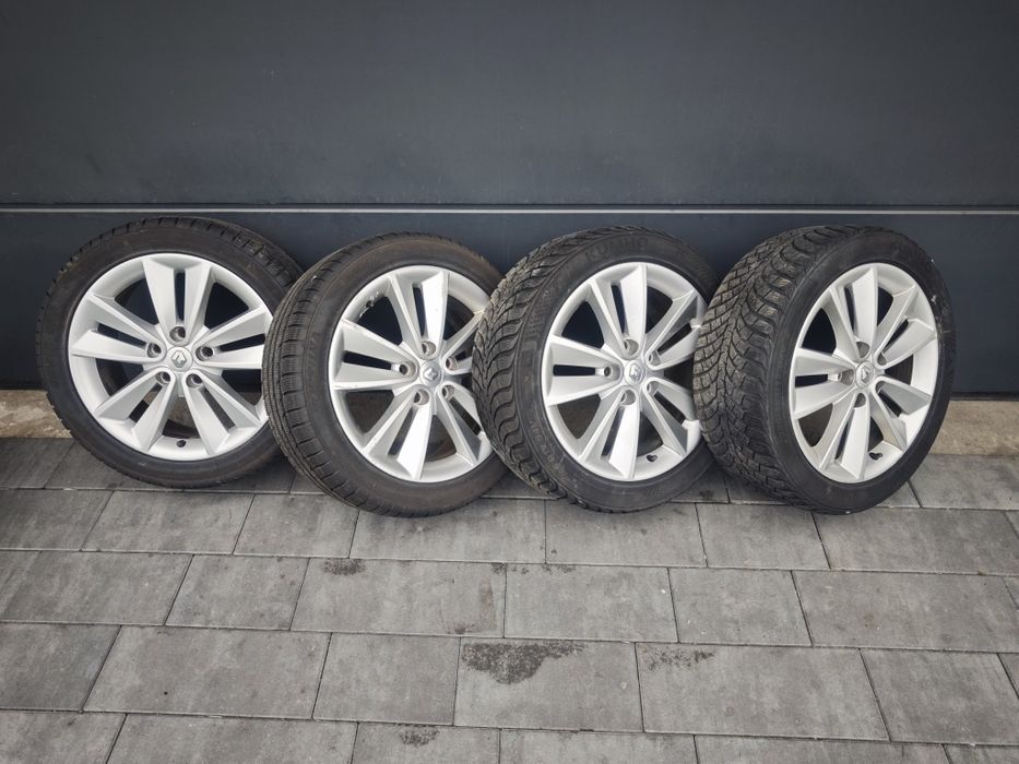 Koła opony felgi 225/45/17 Renault Megane III 3 Renault Scenic Grand Scenic opony zima felgi 17 cali 2023 rok opon Fortuna  5x114