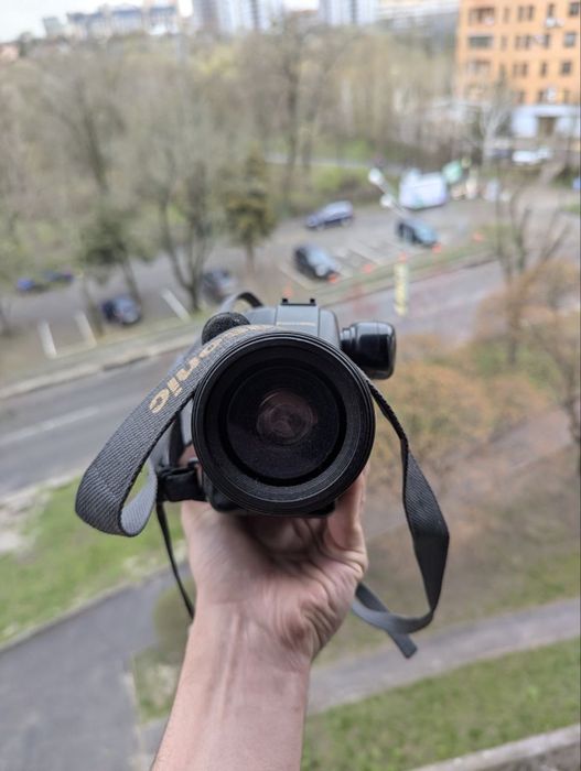 Видеокамера Panasonic NV-G120 (VHS-C)