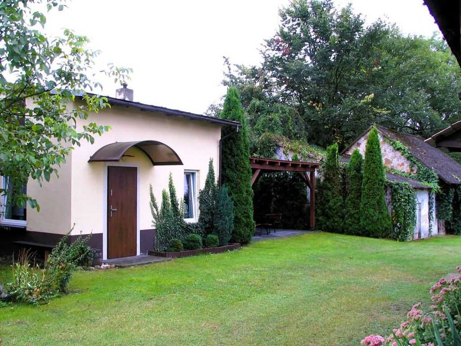 BEZ POŚREDNIKÓW Dom drewniany + kuchnia dzienna na działce 3362m