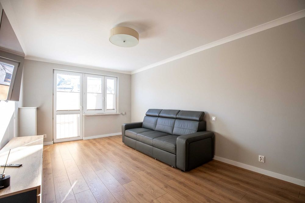 Do wynajęcia mieszkanie, wysoki standard. 50m2., parter.al. 1000-lecia