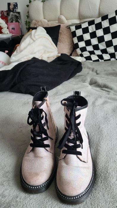 Glany buty za kostkę Neli Blu