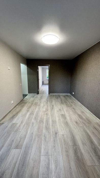 Продаж 2х-кімн квартири,  45 кв.м, з ремонтом, не кутова, 5/5, вул.Молодіжна, 13, Кременчук