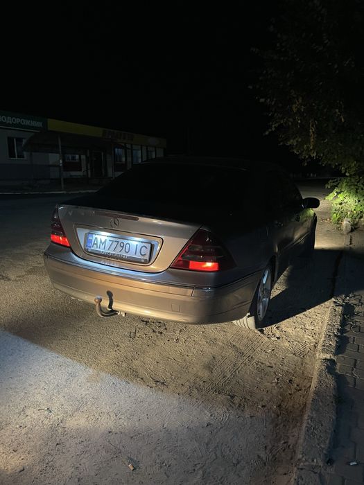 MERCEDES-BENZ C 220 2003 VIN WDB2030061F435572 фото оголошення 5 з 7