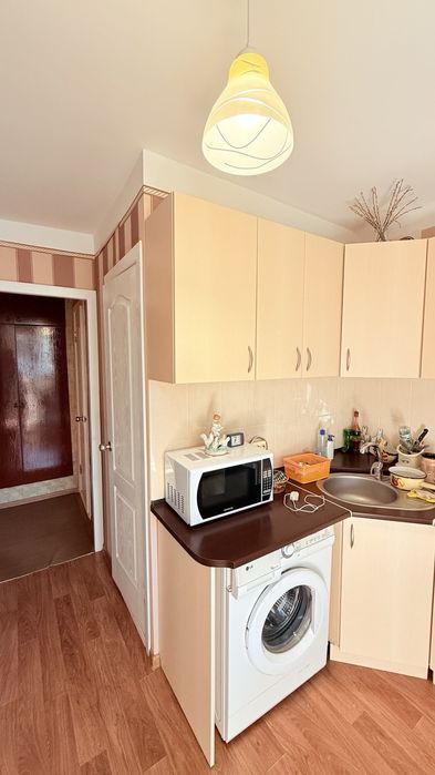 Продам гарну двухкімнатну квартиру.