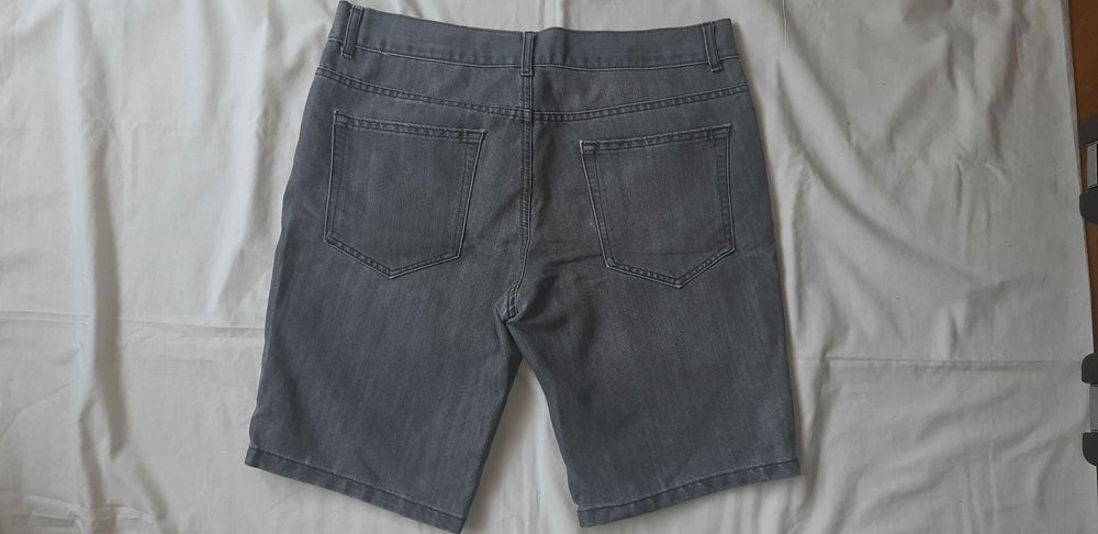 Шорти джинсові на чоловіка DenimCo розмір 34