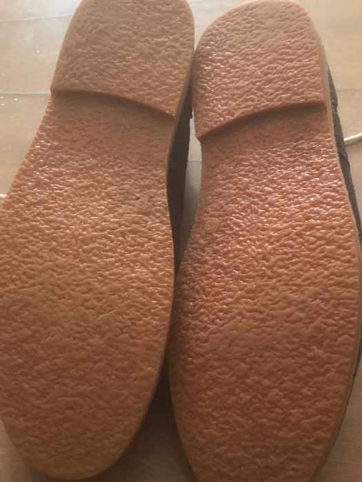 Продам замшеві ботинки