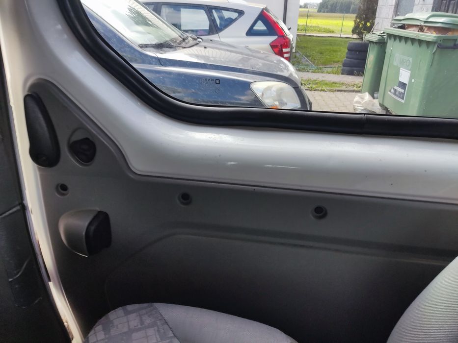 Drzwi przesuwne vivaro Trafic primastar