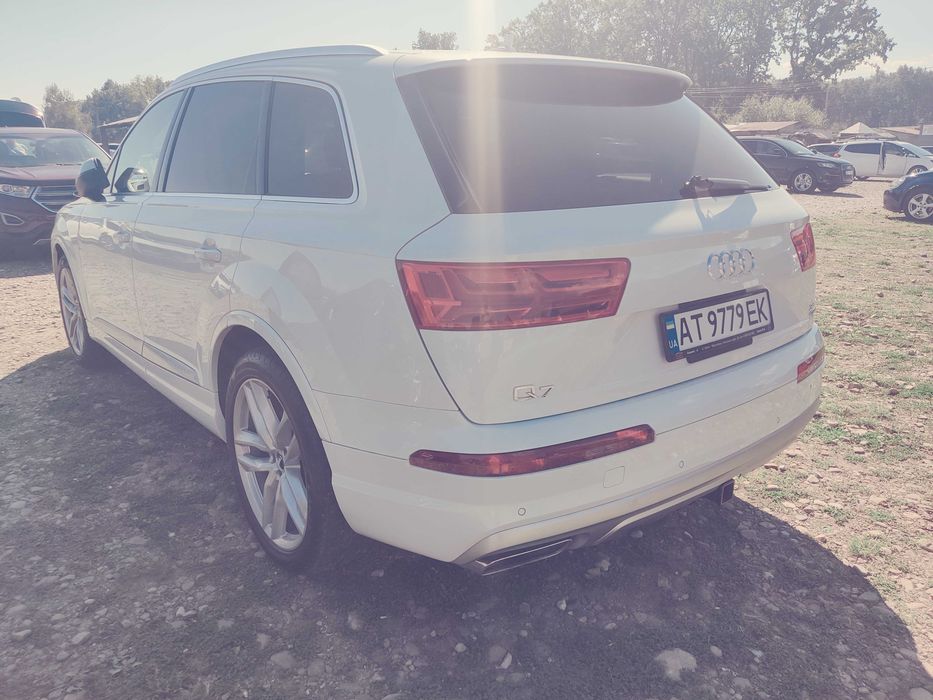 Продається Audi Q7 2017