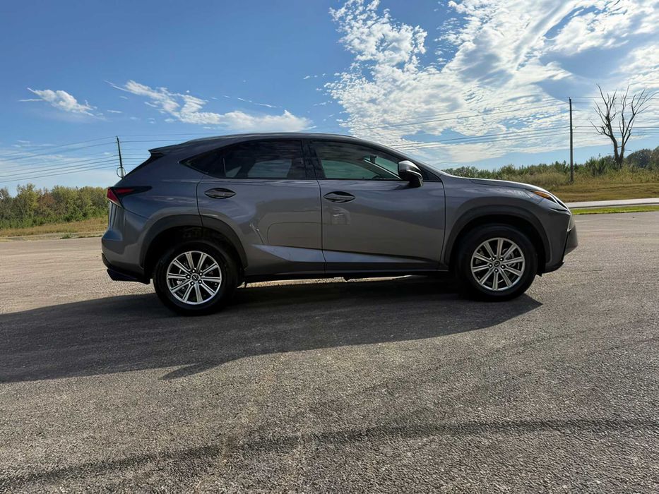 Lexus NX 300      2019