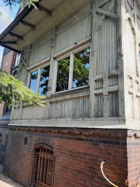 Piaskowanie cegły, sodowanie, czyszczenie cegły, kamienia.