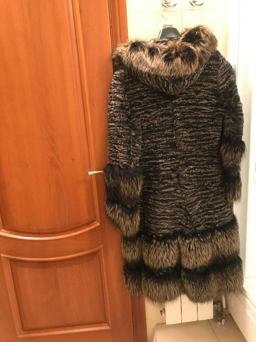 Шубы норковые и каракулевая б/у