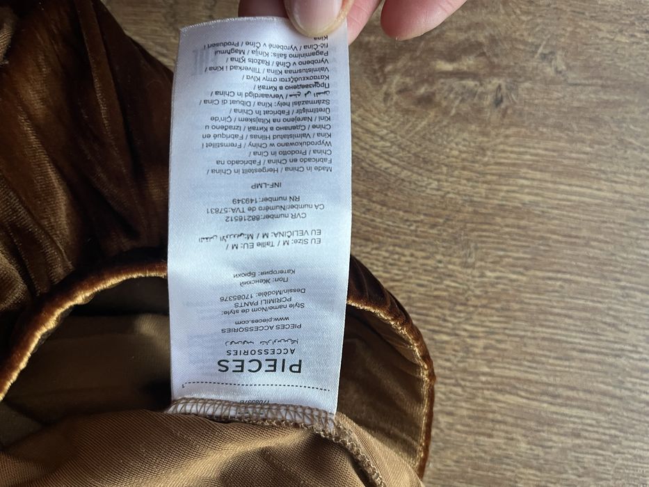 Spodnie welurowe Pieces