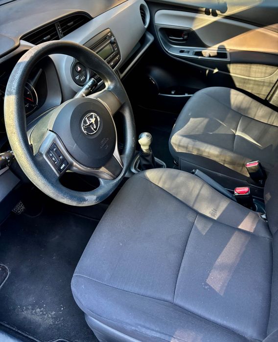 Vendo Toyota Yaris  1.0 VVT-i Active — photo 4