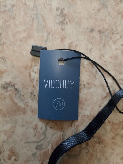 Бюстгальтери нові