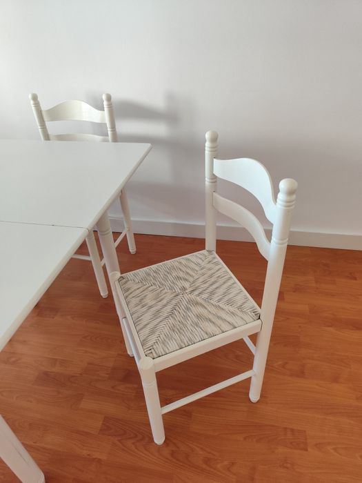 Mesa de jantar reversível com 3 cadeiras