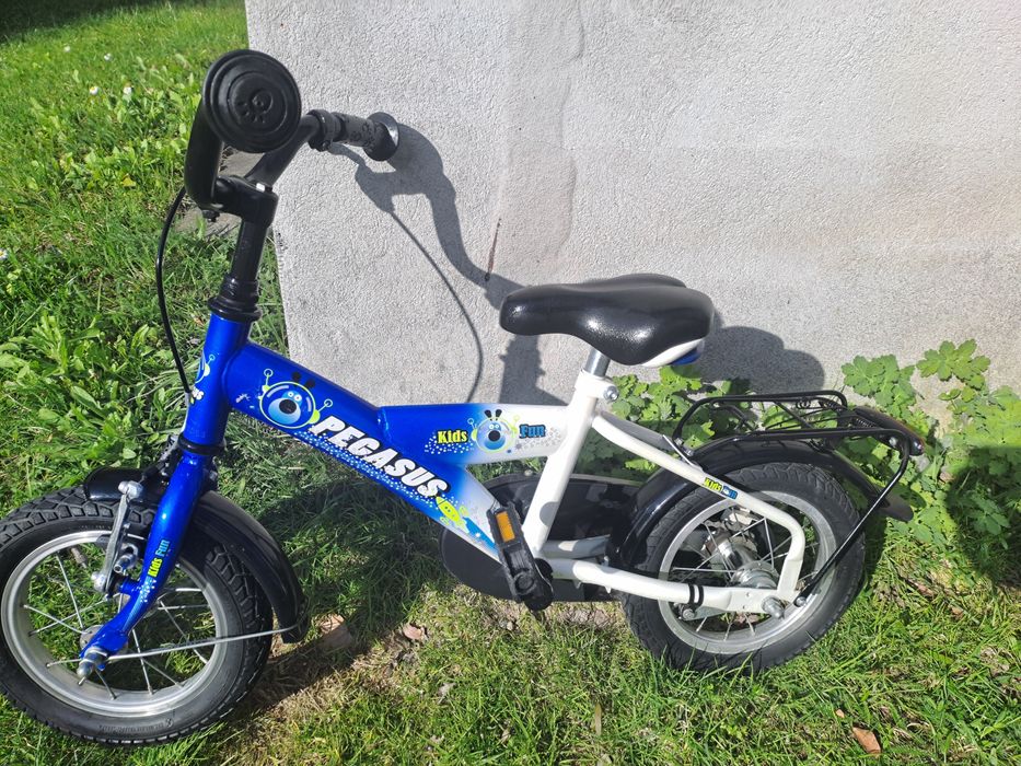 Rowerek dla chłopca  PEGASUS  gratis dodaję kask zielony, koła  12